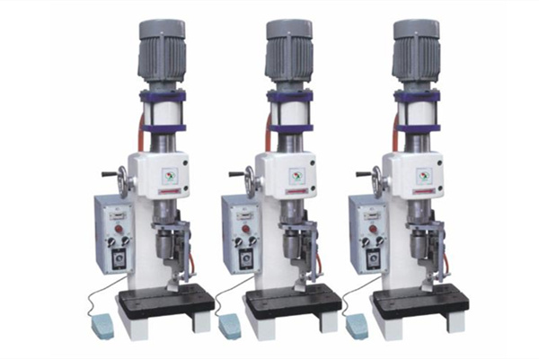 油壓鉚釘機鉚接速度緩慢是怎么回事？